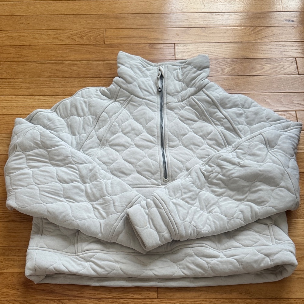 lululemon athletica Cream Quilted Sweatshirt